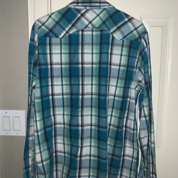 Levi’s Button Up Shirt Dress Shirt - Picture 2 of 2